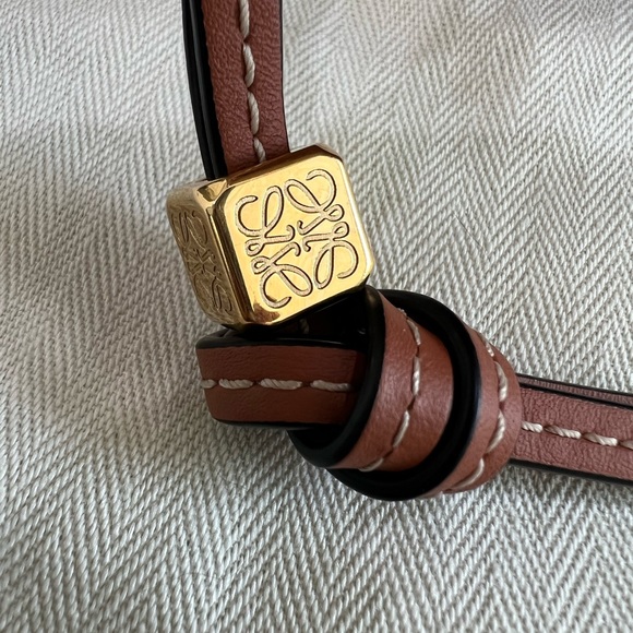 Loewe Small Balloon Bag Raffia and Tan Calfskin - Picture 6 of 7